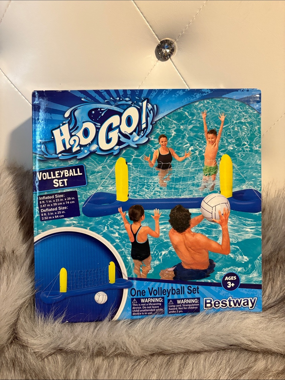 H2OGO! Inflatable Pool Volleyball Set - Blue and Yellow